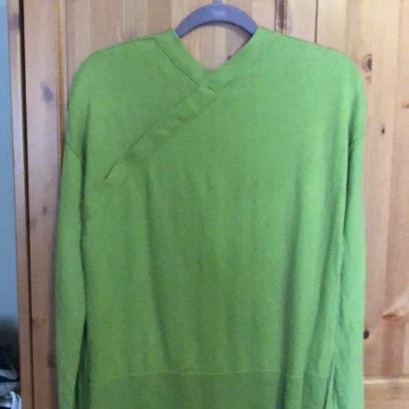 Hanna Andersson sweater - Picture 2 of 4